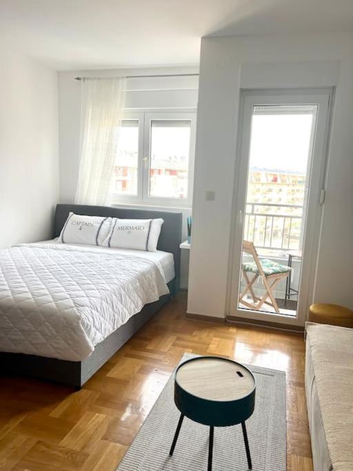 Studio Pao Podgorica Luaran gambar