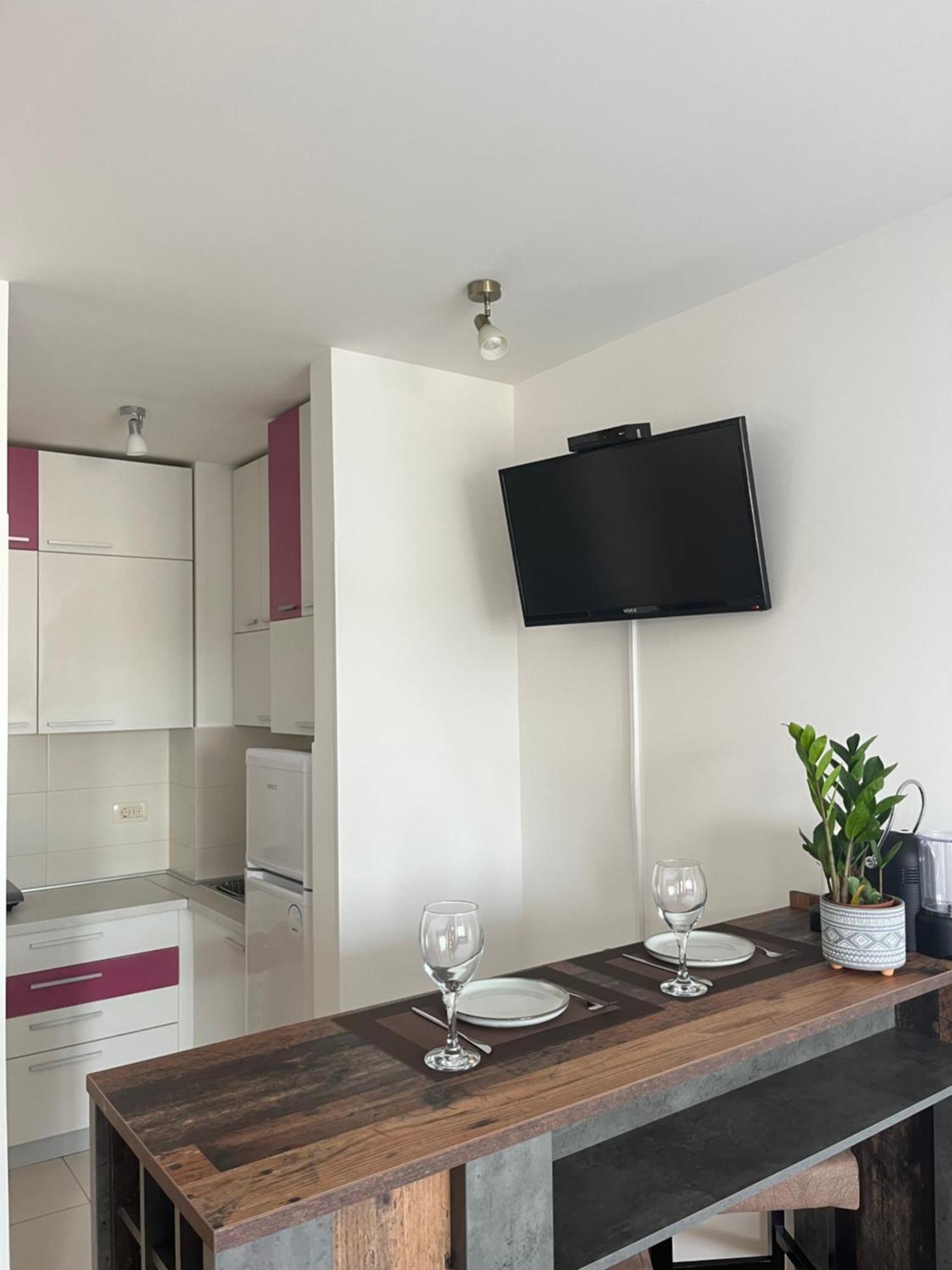 Studio Pao Podgorica Luaran gambar